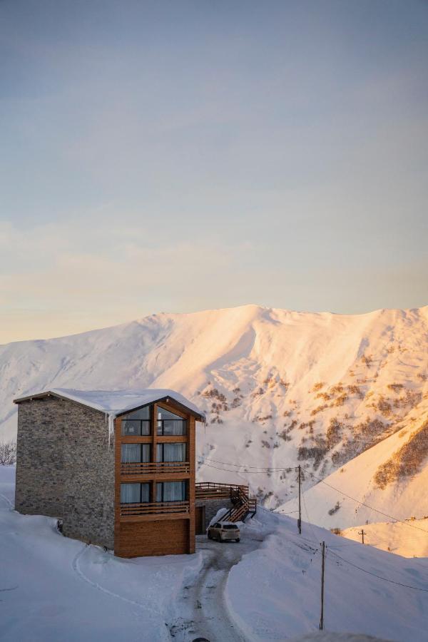 Gudauri Diamond Hotel Exterior photo